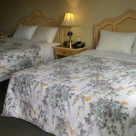Round-Up Motel Clinton Buitenkant foto